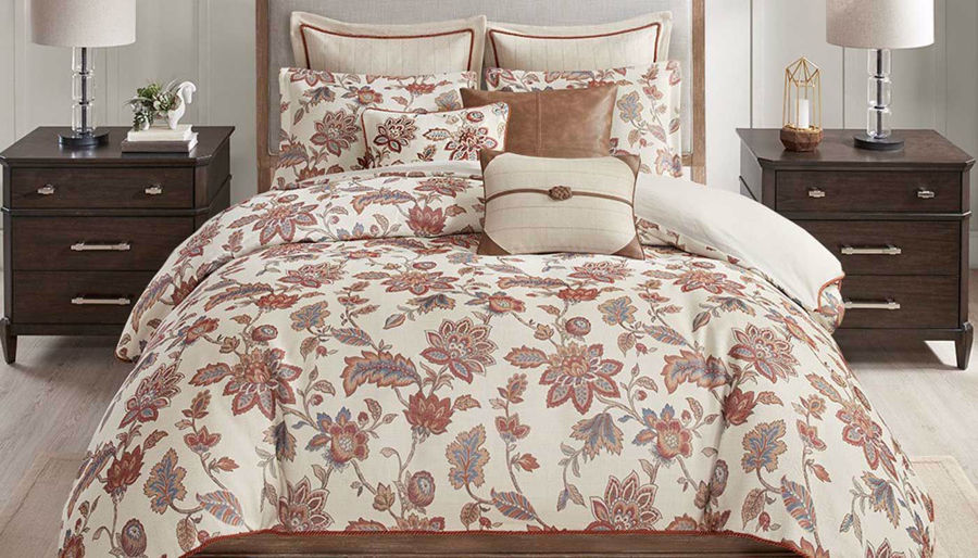 Picture of Wentworth Jacquard Queen 8-Piece Comforter Set
