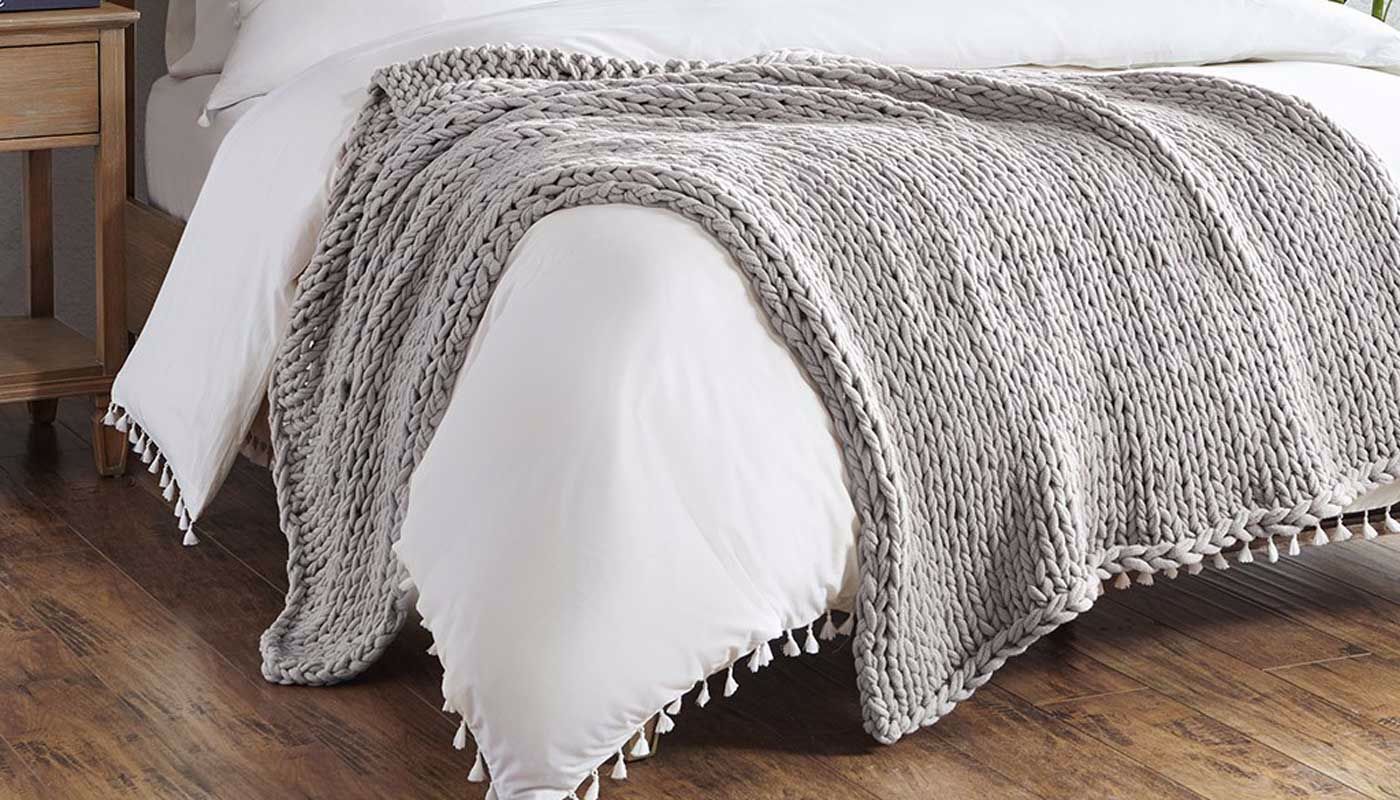 Chunky Double Knit Throw Grey - Home Zone Furniture - Furniture Stores ...
