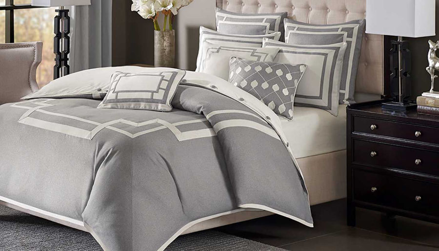 Picture of Savoy King 9-Piece Comforter Set