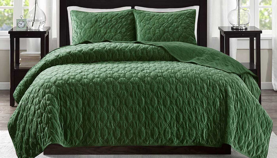 Picture of Harper Faux Velvet Green Reversible Comforter Set