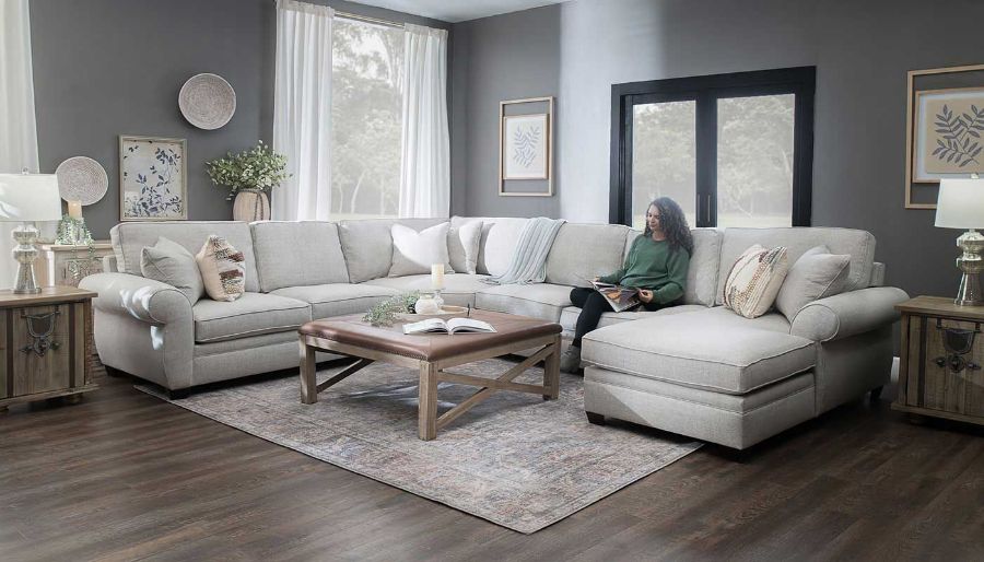 Picture of Pierce Sectional with Right Facing Chaise