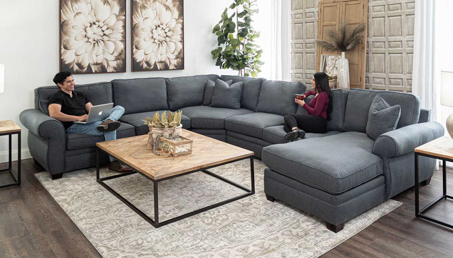 Picture of Potter Sectional with Right Arm Facing Chaise