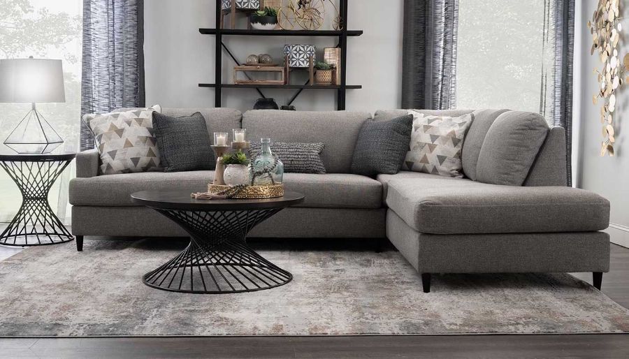Picture of Arlington Sectional with Right Arm Facing Chaise