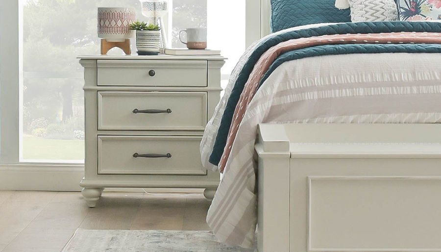 Imagen de Oyster Bay Full Storage Bed, Dresser, Mirror & Nightstand