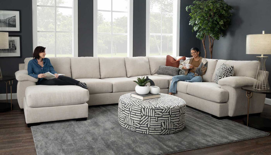 Picture of Davenport II Sectional with Left Arm Facing Chaise