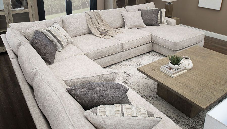 Picture of Pleasant Valley 4-Piece Sectional with Right Arm Facing Chaise