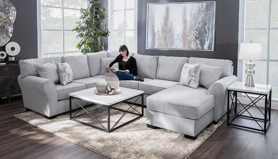 Imagen de Heath Platinum Sectional with Right Arm Facing Chaise