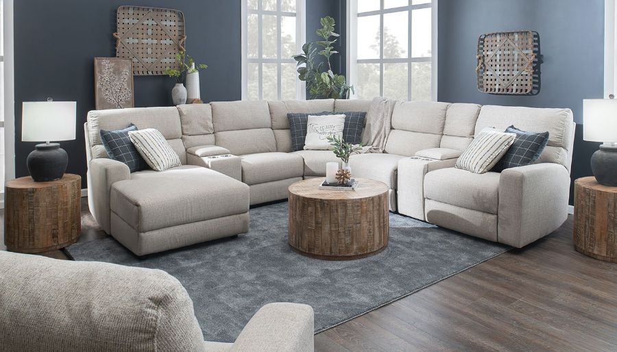 Imagen de Modern Cottage Power 7-Piece Sectional with Left Arm Facing Chaise